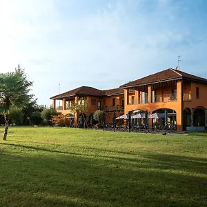 Equirelais Hotel Lomnago
