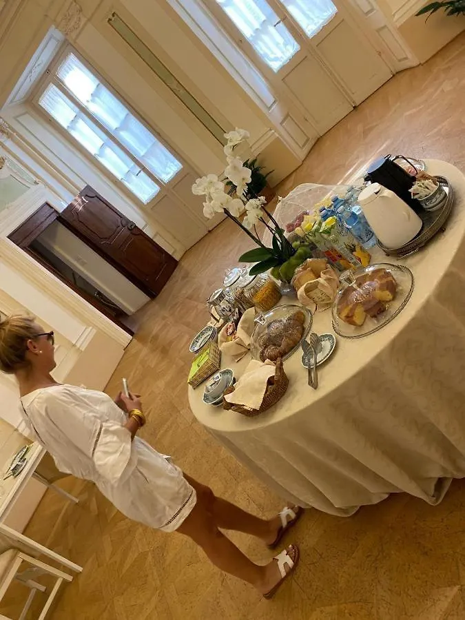 Palazzo De' Vecchi Bed & Breakfast Siena