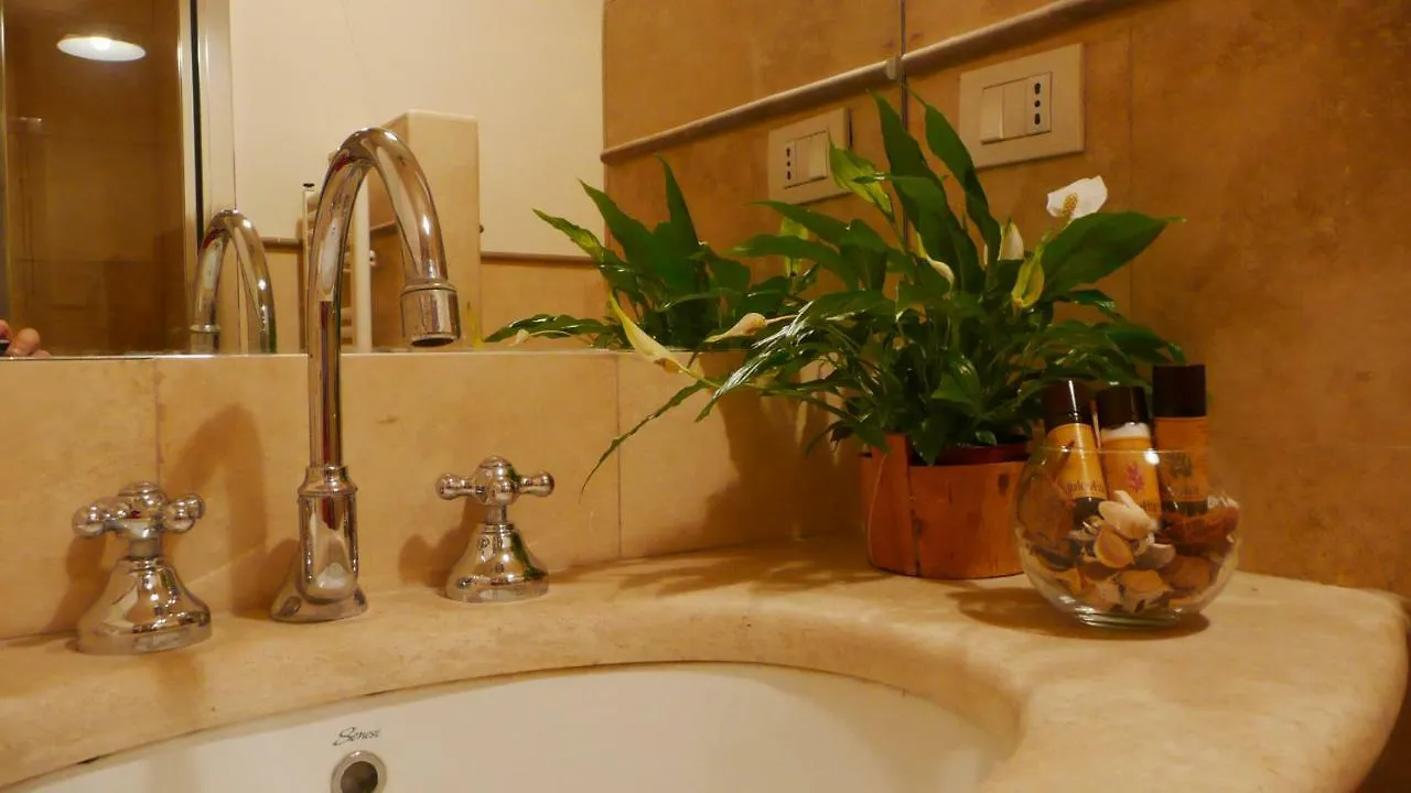 Palazzo De' Vecchi Bed & Breakfast Siena Italy