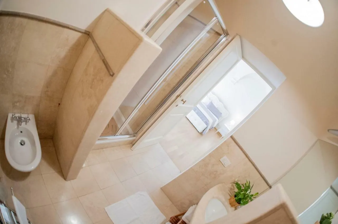 ***  Palazzo De' Vecchi Bed & Breakfast Siena Italy