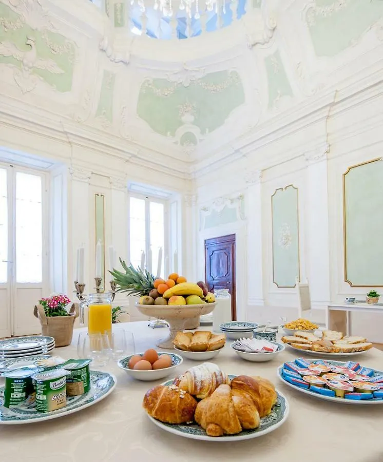 Palazzo De' Vecchi Bed & Breakfast Siena Italy