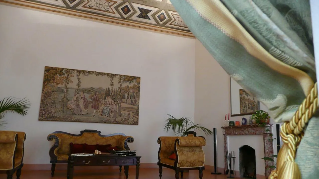 Palazzo De' Vecchi Bed & Breakfast Siena 3*,  Italy